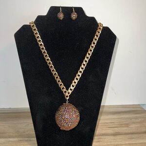Da Vince chunky necklace and earrings set women’s gold tone festival discocore